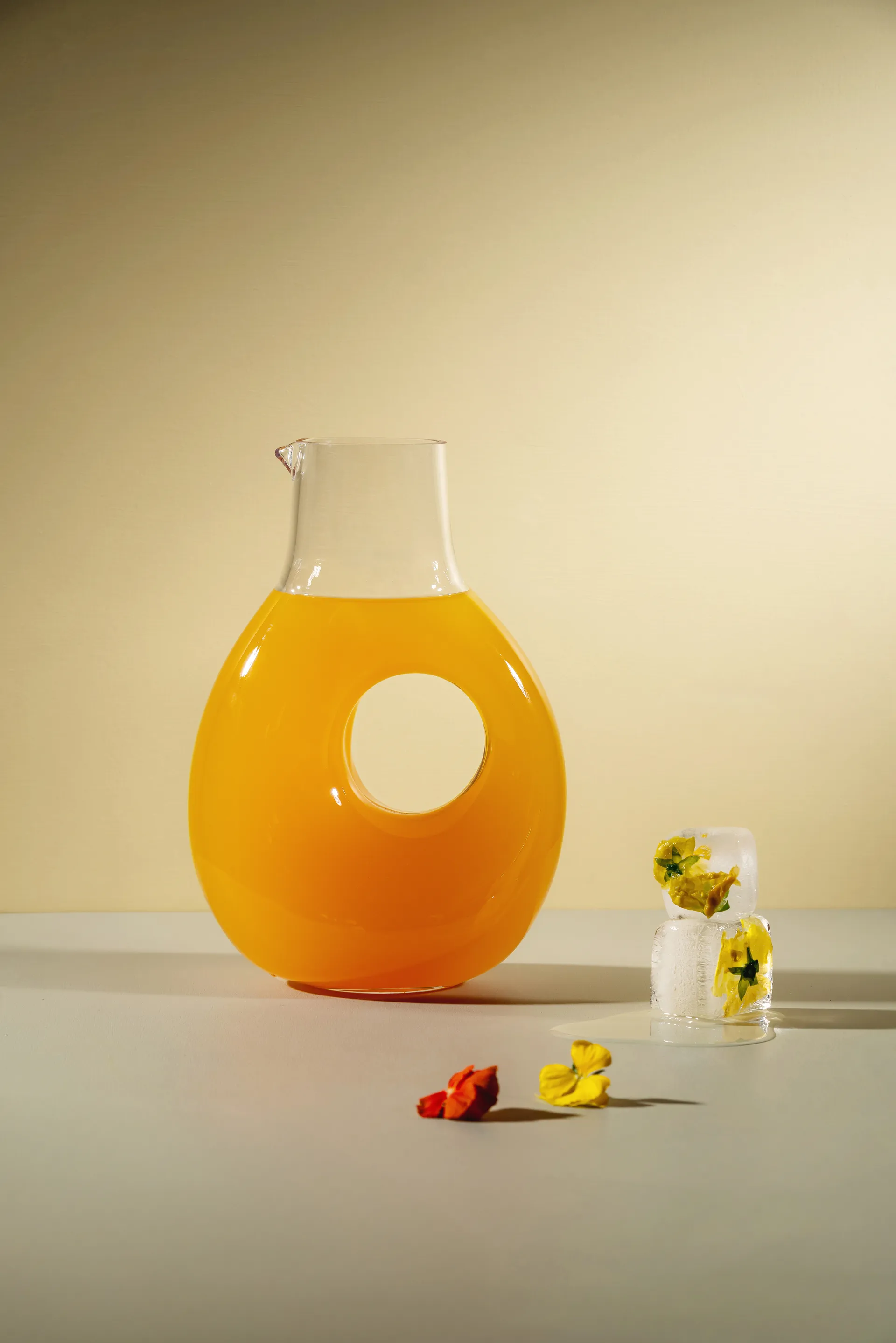 O 水瓶/玻璃水瓶 1.4 L, 透明 Muurla