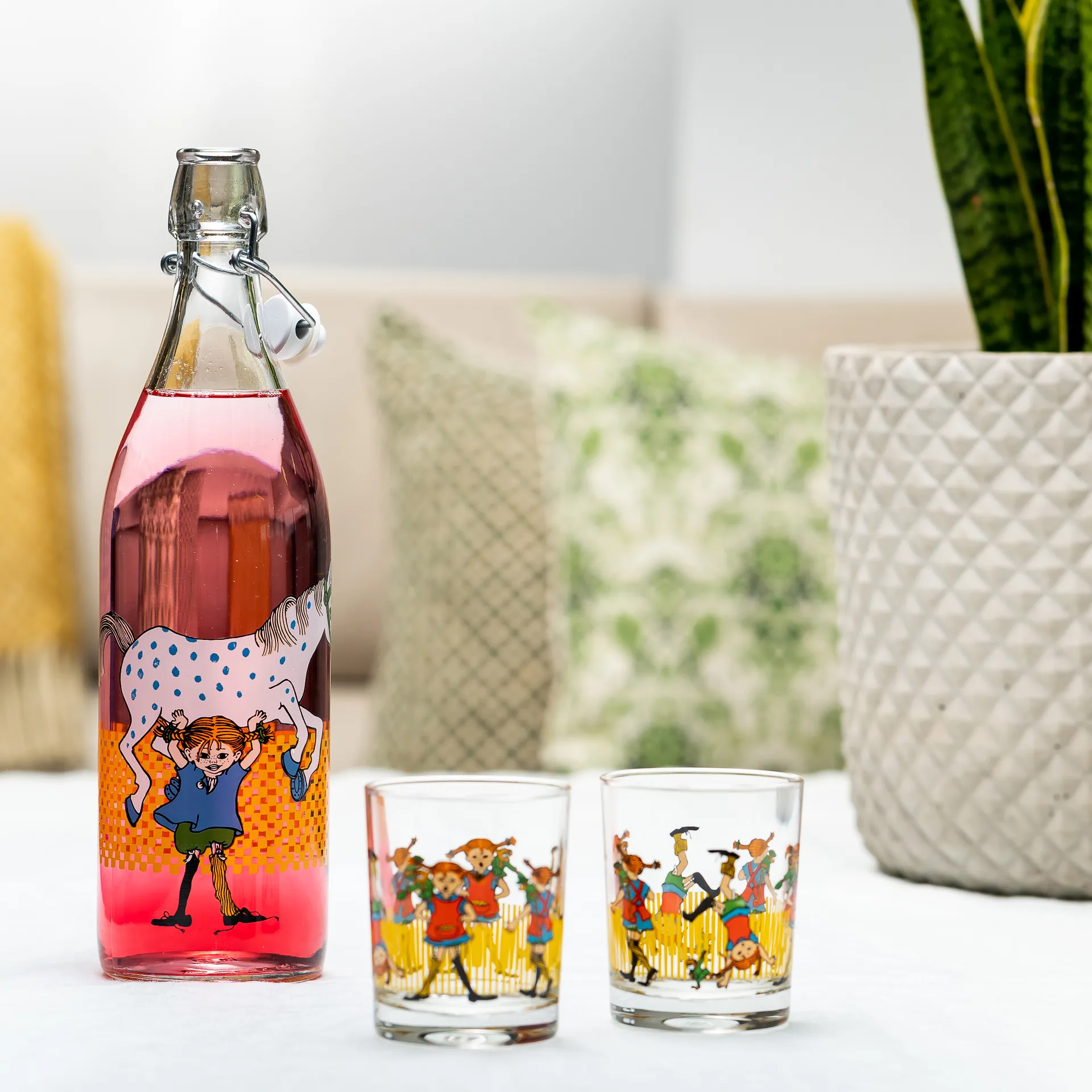 Pippi 玻璃杯 1 L,  Muurla