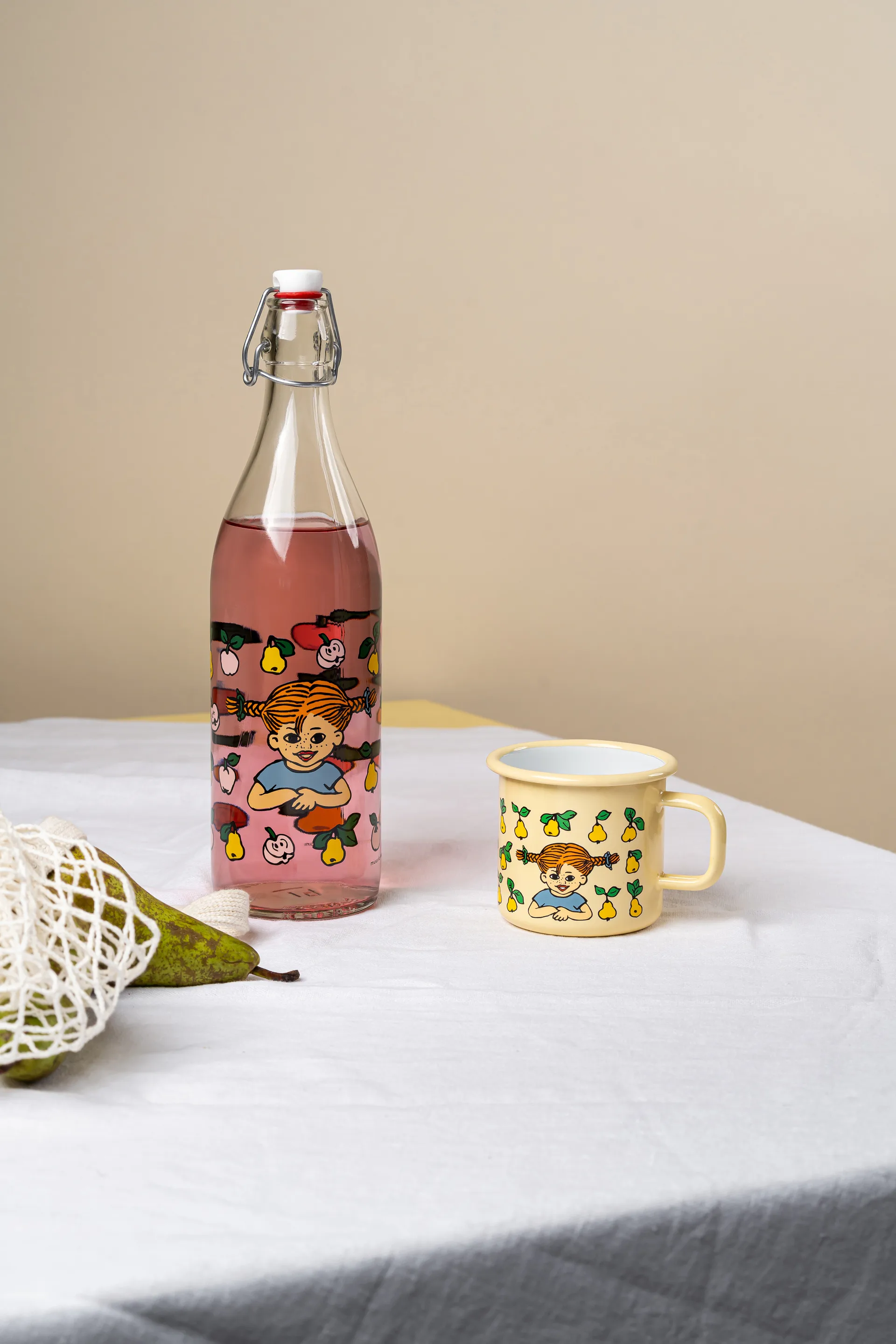 Pippi Longstocking enamel 马克杯 3.7 dl, Fruits Muurla