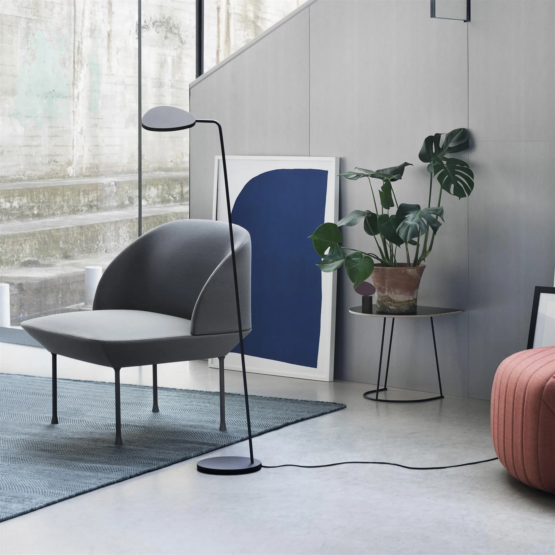 Airy 沙发边桌 半尺寸, 黑色 Muuto