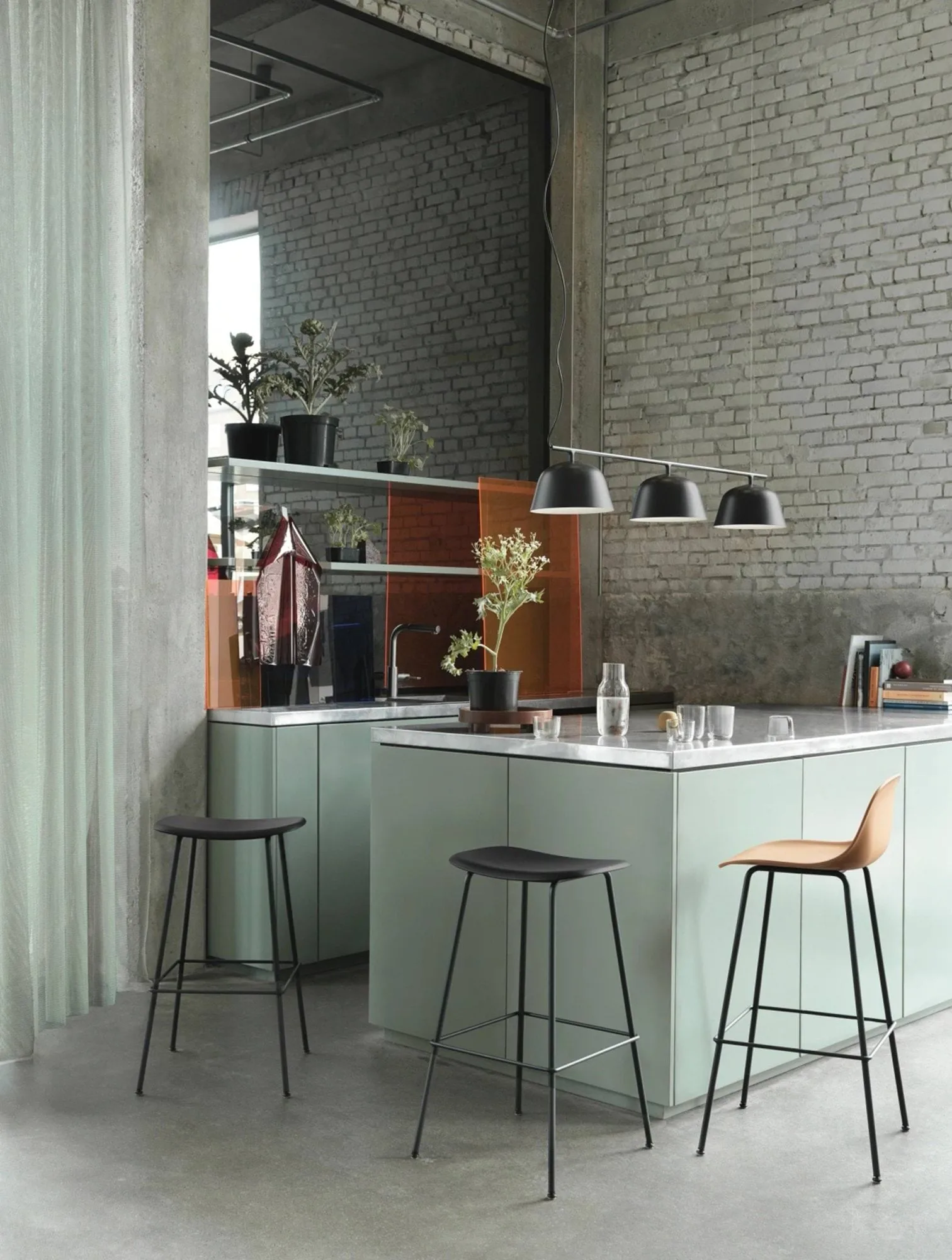 Ambit Rail吸顶灯, 黑色 Muuto