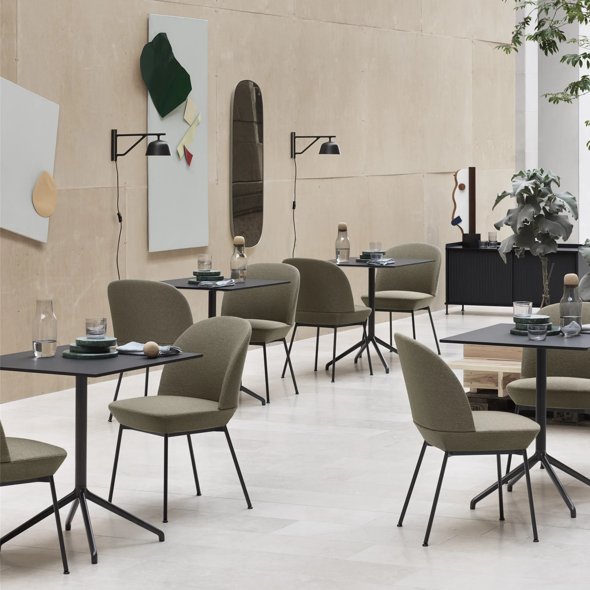 Ambit 壁灯, 黑色 Muuto