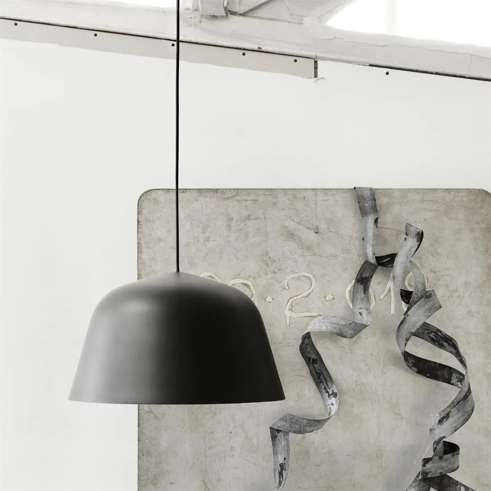 Ambit吊灯Ø40cm, 黑色 Muuto