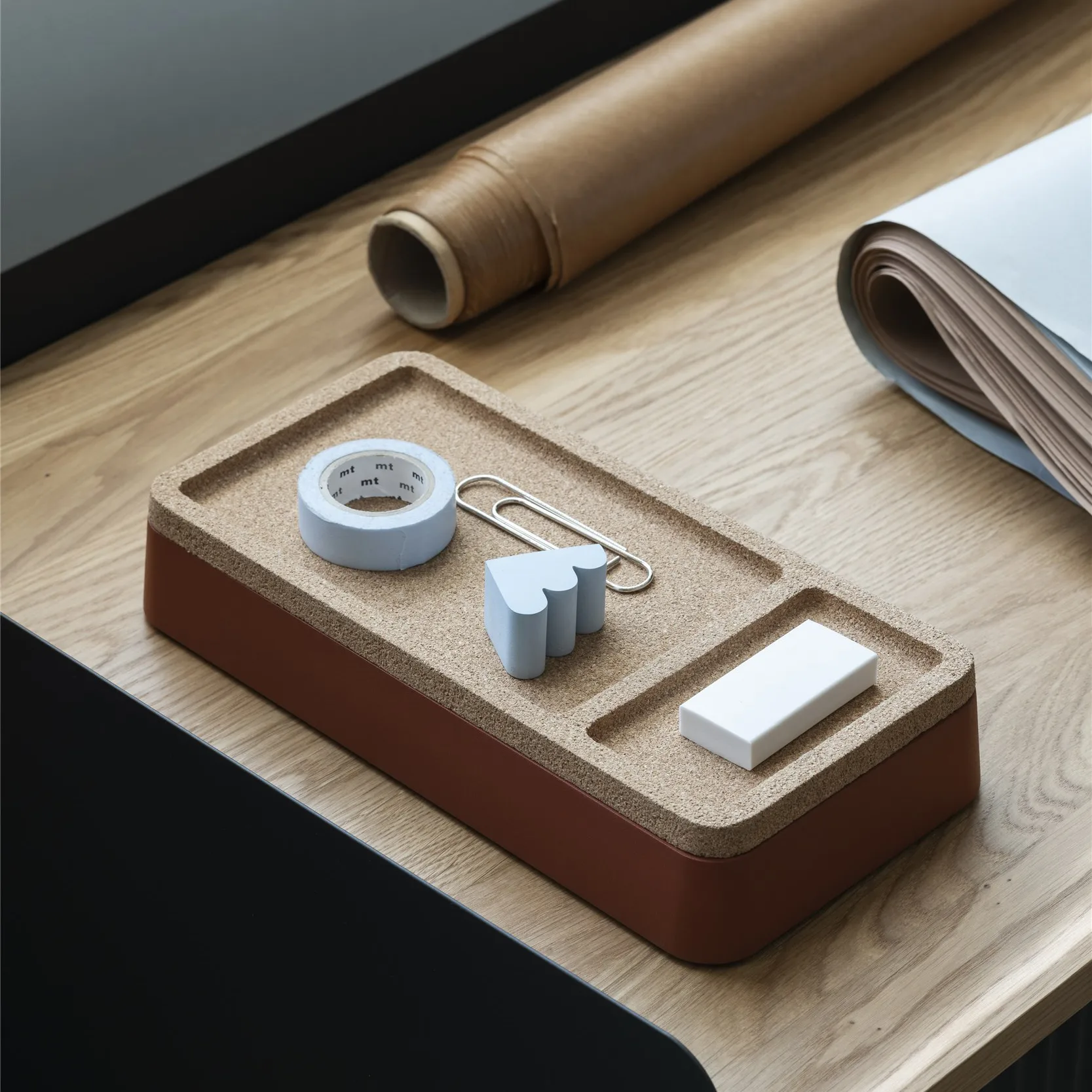 Arrange 桌面托盘 12x25cm, copper 棕色 Muuto