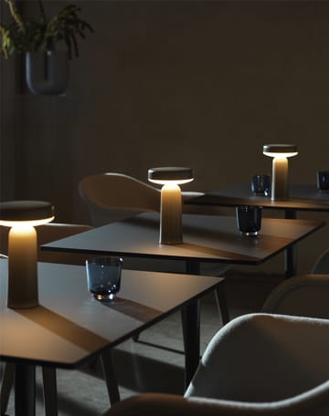 Ease 便携台灯 21.5 cm - 灰褐色（Taupe） - Muuto
