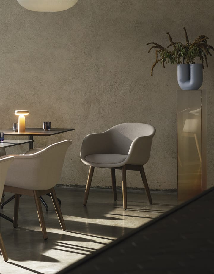 Ease 便携台灯 21.5 cm, 灰褐色（Taupe） Muuto