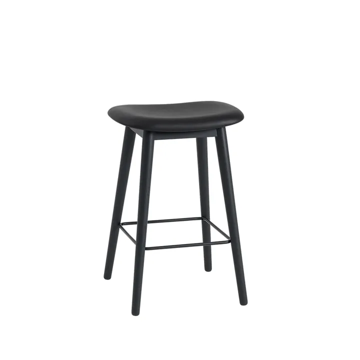 Fiber 吧台凳65cm - 黑色皮革_黑色支腿 - Muuto