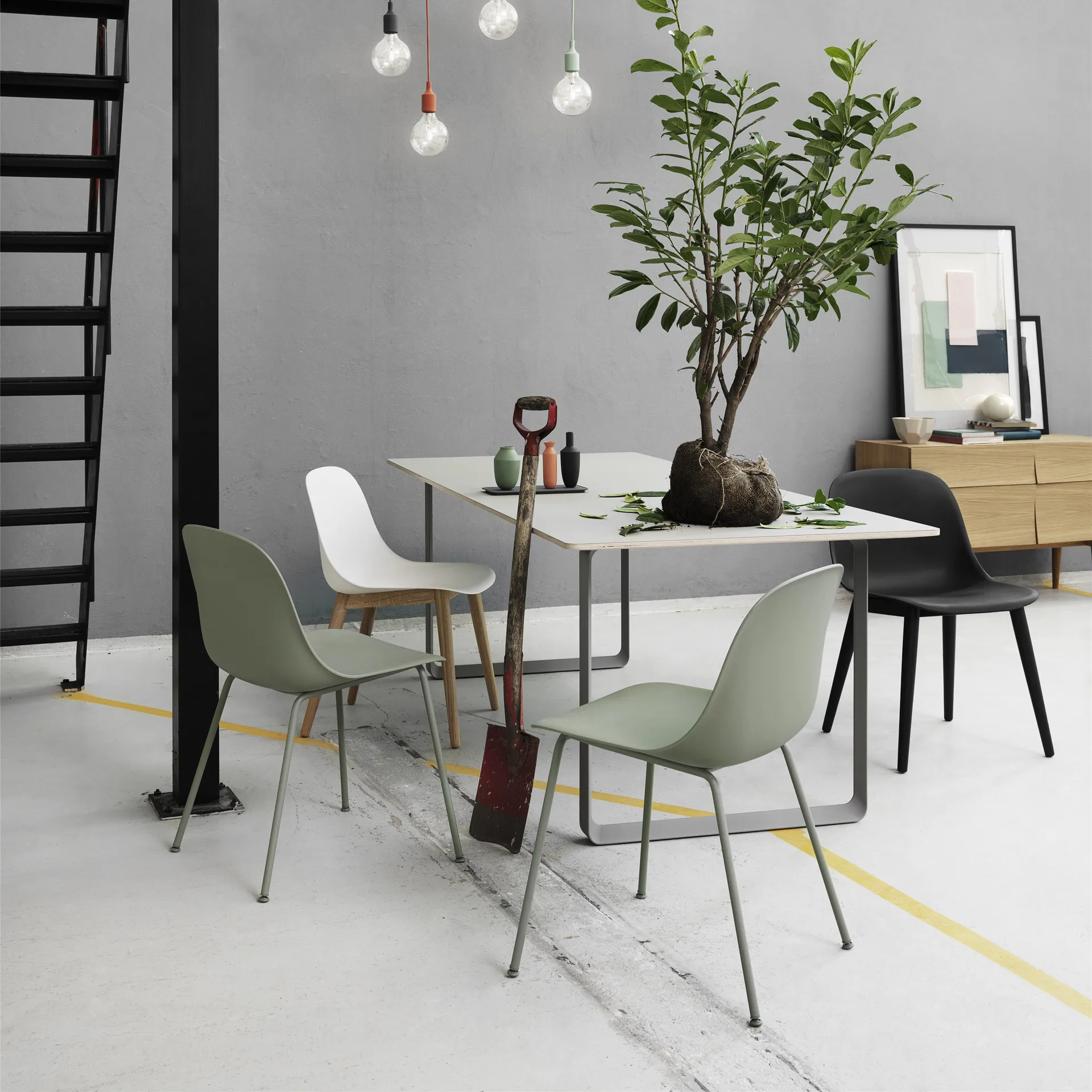 Fiber 餐椅, 灰绿色_塑料 Muuto