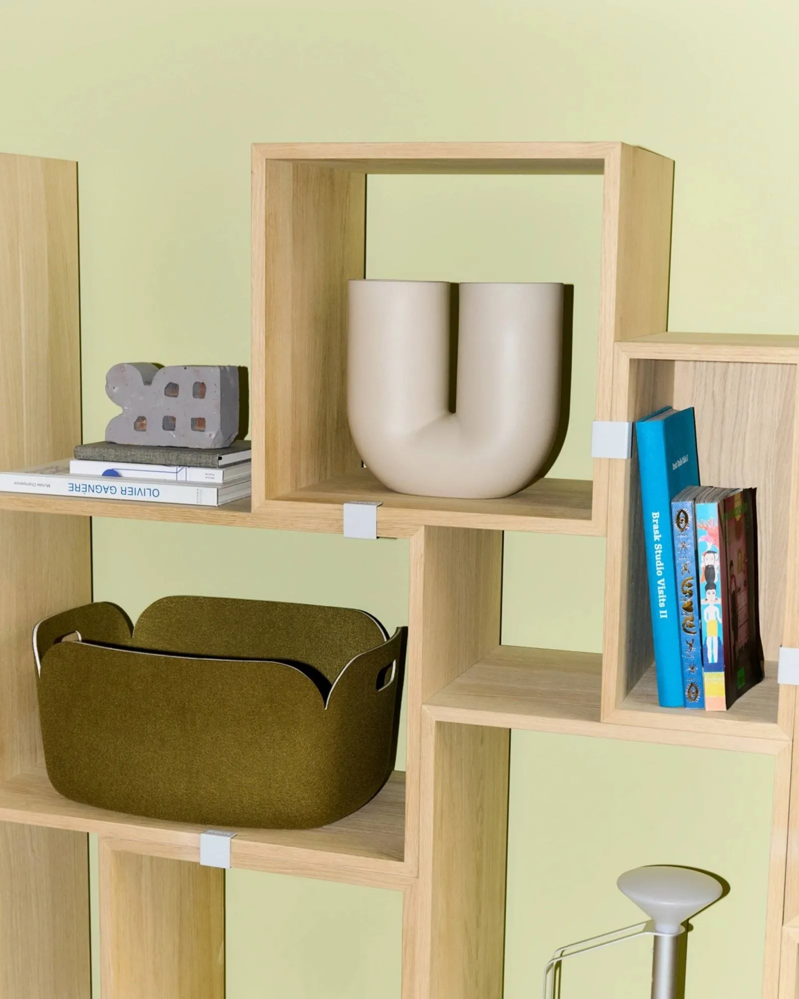 Kink 花瓶 26cm, 沙色 Muuto