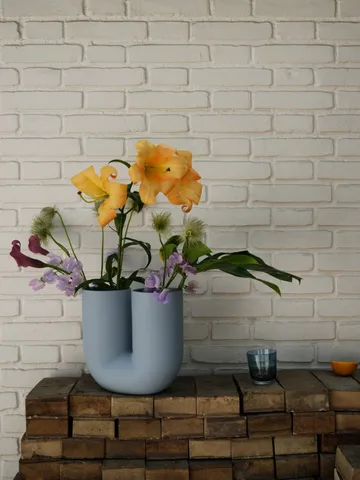 Kink 花瓶 26cm - 浅蓝色 - Muuto