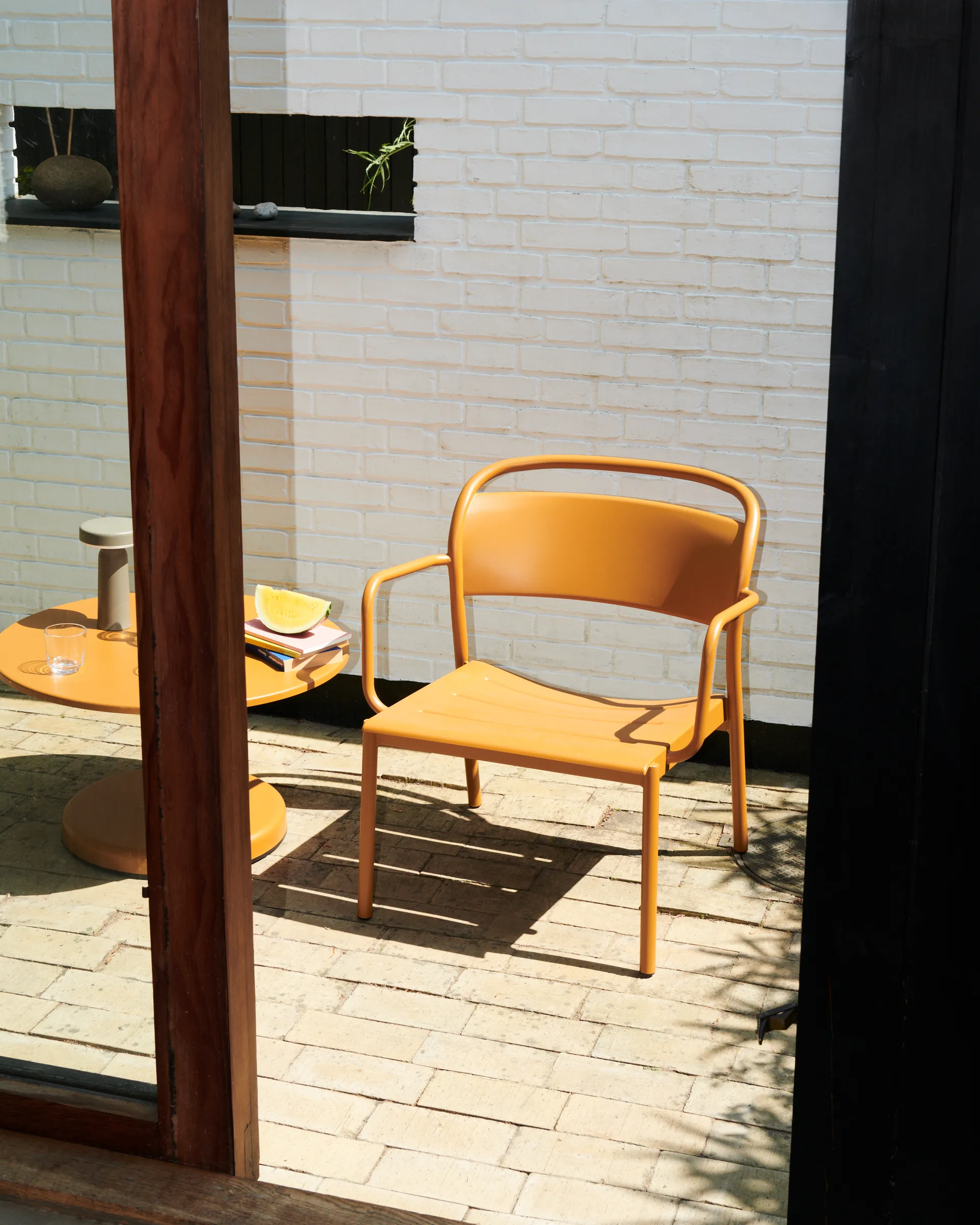 Linear Steel 休闲扶手椅, 焦橙色 Muuto