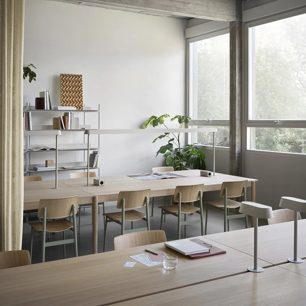 Linear System 模块化系统边桌中间模块, 黑色纳米层压板配黑色 Muuto