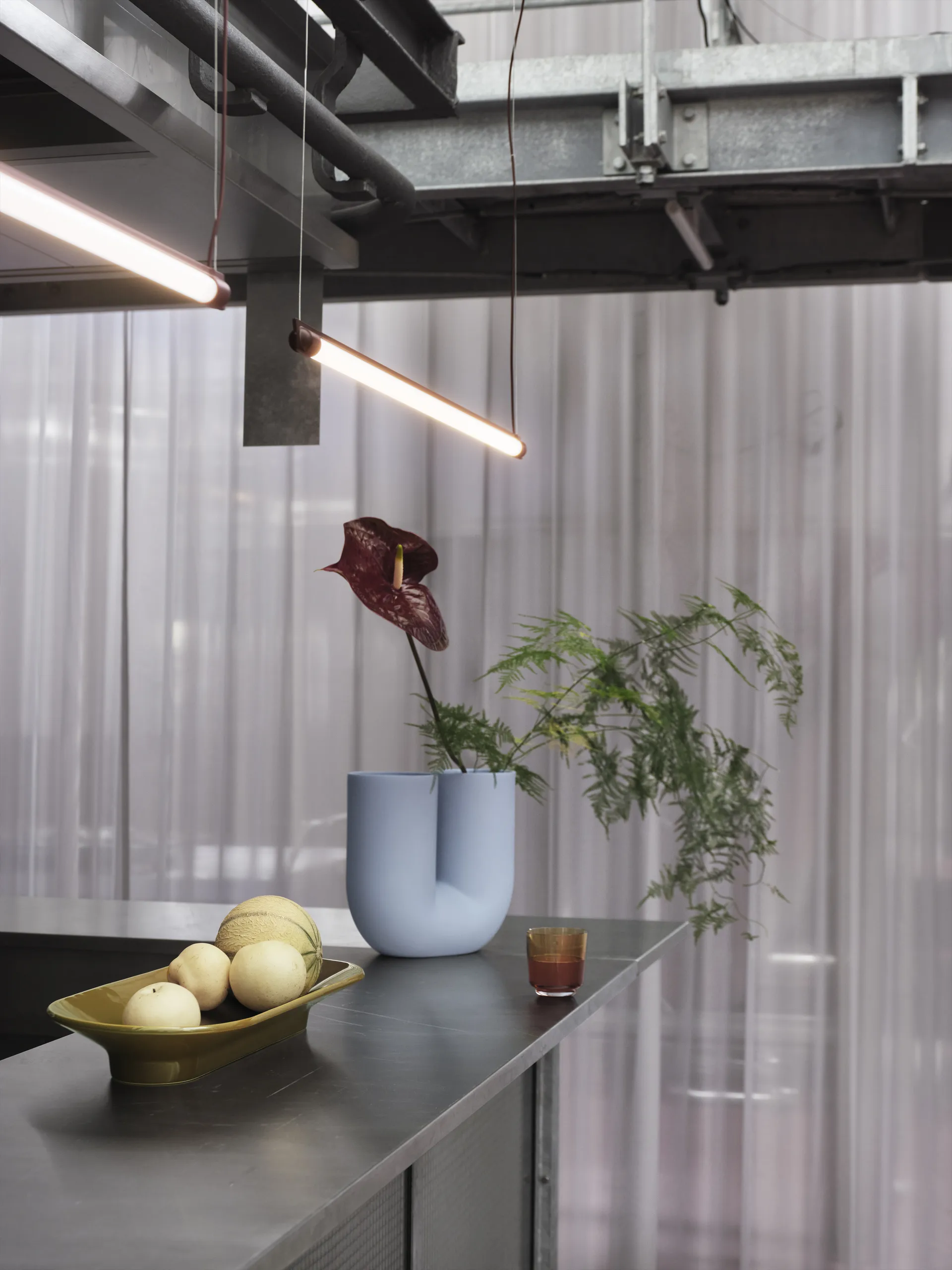 Mere 碗 51.5x21.5 cm, 褐色 调和绿 Muuto