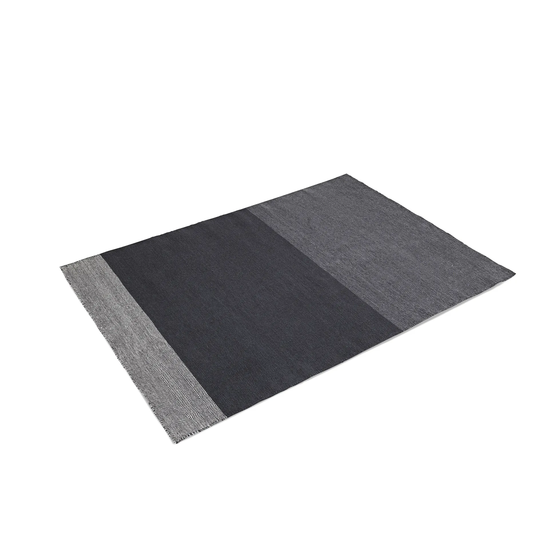 Muuto Varjo系列鱼骨纹羊毛地毯 170×240cm, dark 灰色 Muuto