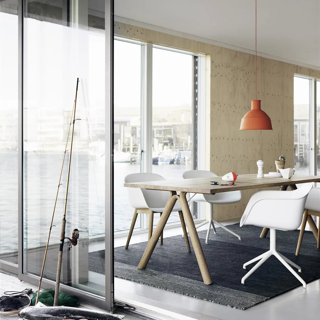 Muuto Varjo系列鱼骨纹羊毛地毯 170×240cm, dark 灰色 Muuto