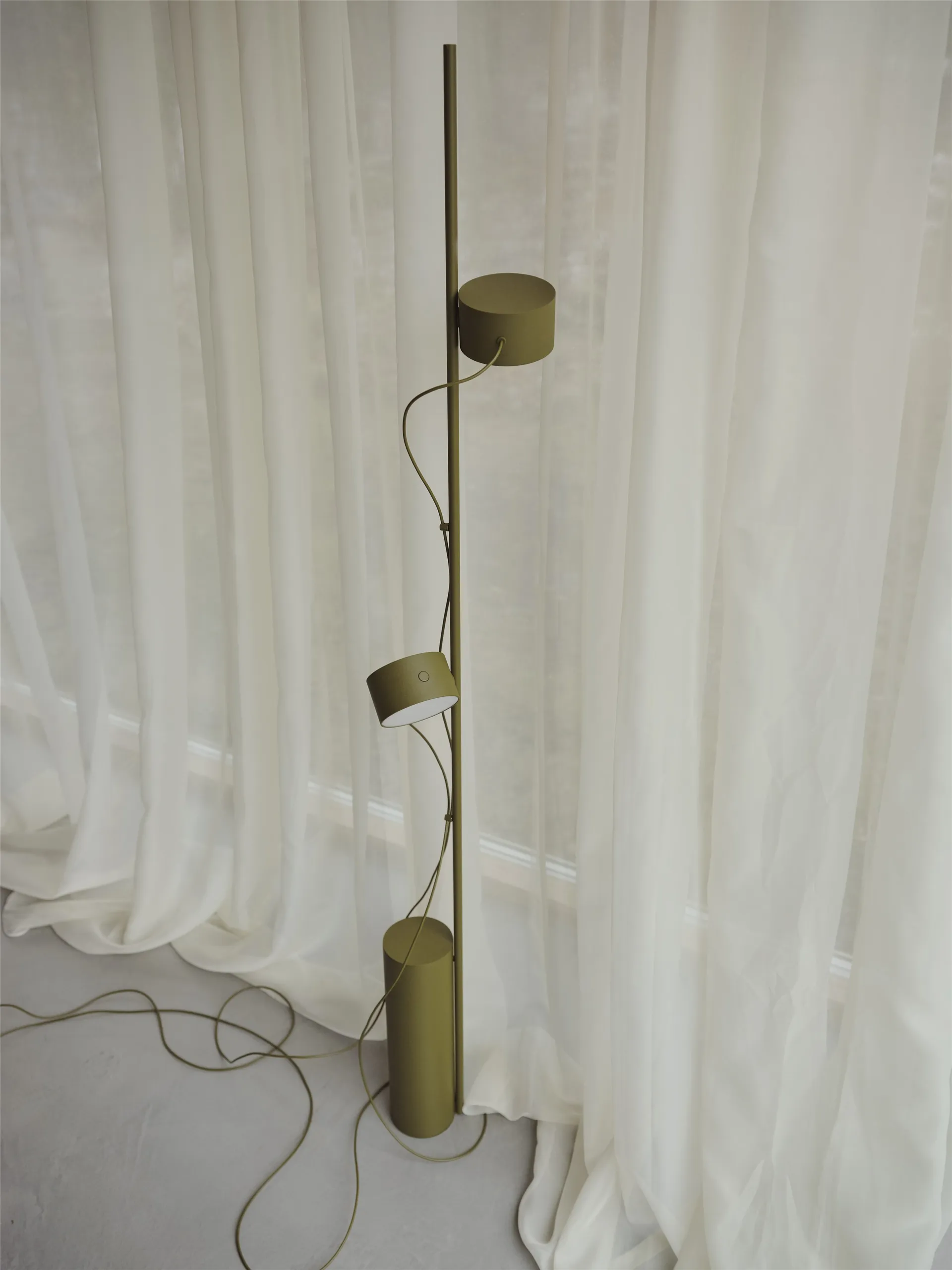 Post落地灯, 棕绿色 Muuto