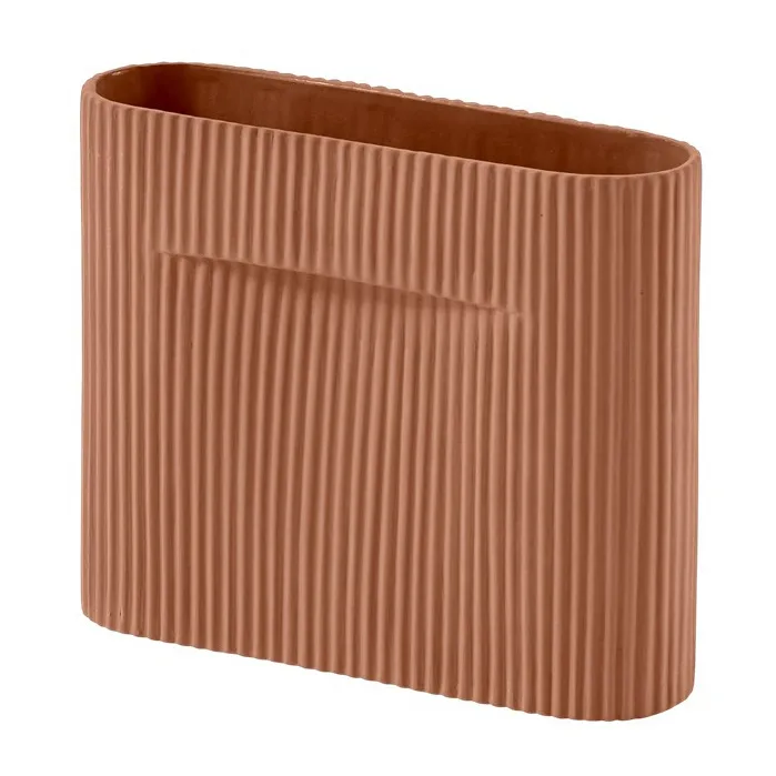 Ridge 花瓶16.5cm - 赤陶色 - Muuto