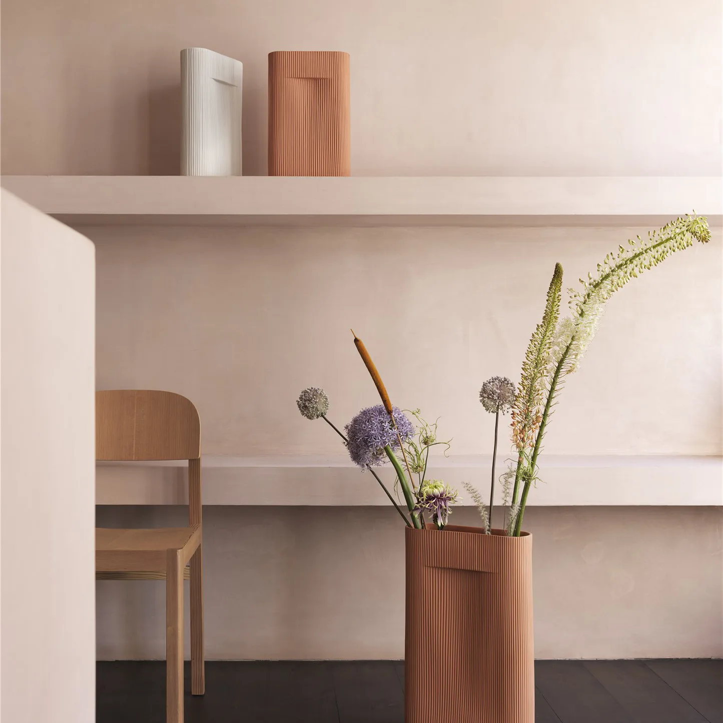 Ridge 花瓶 35cm, 赤陶色 Muuto