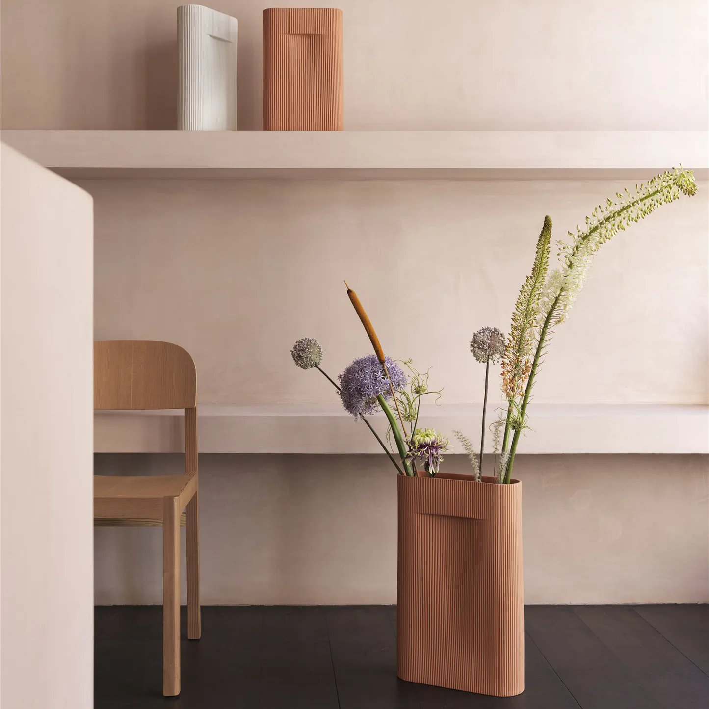 Ridge 花瓶 48.5cm, 赤陶色 Muuto