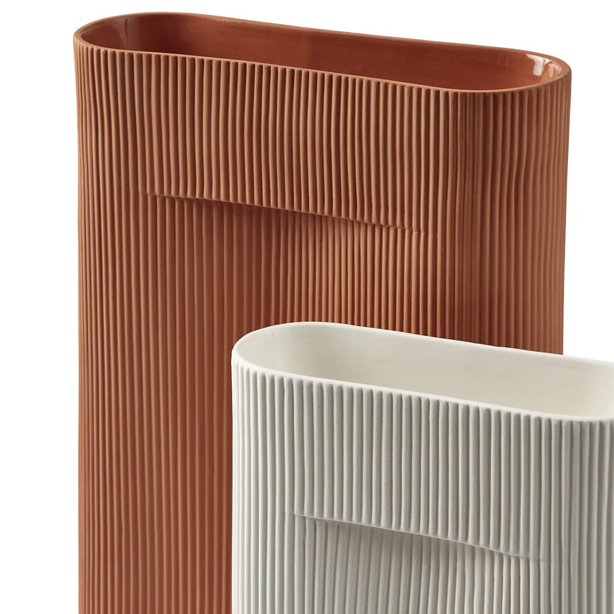 Ridge 花瓶 48.5cm, 米白色 Muuto