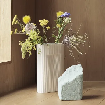 Ridge 花瓶 48.5cm - 米白色 - Muuto