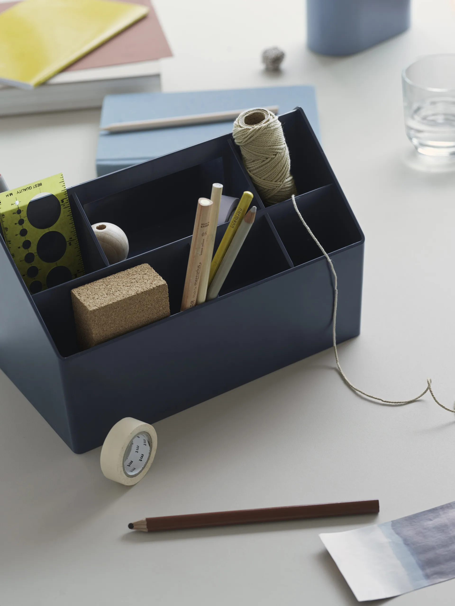 Sketch toolbox, Midnight 蓝色 Muuto