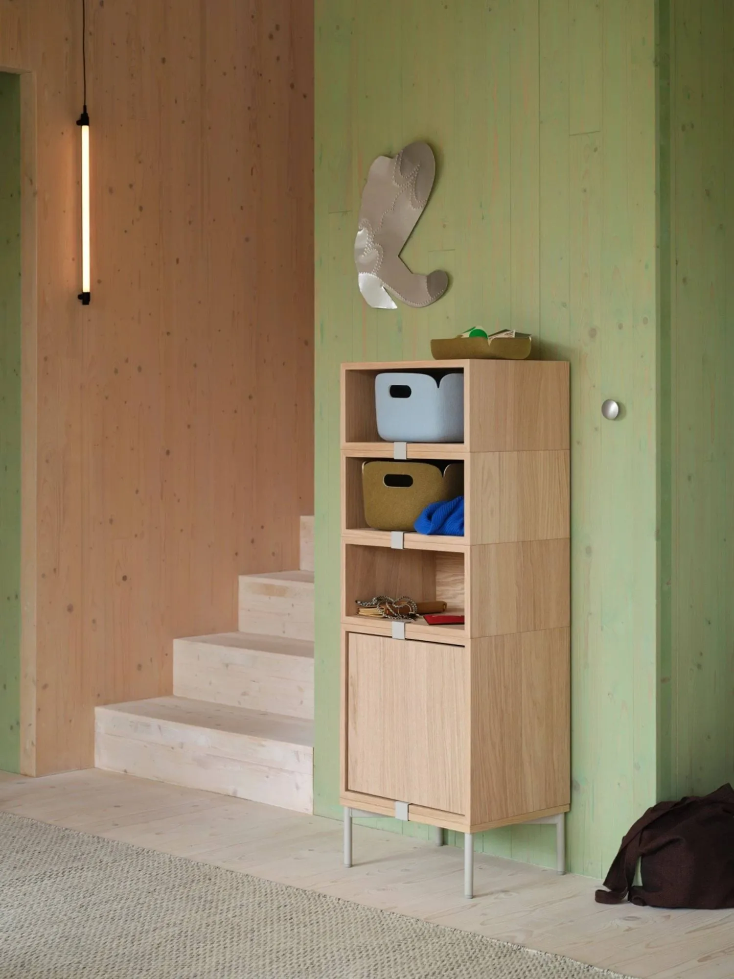 Stacked 2.0 搁架 带背板 小号, 橡木 Muuto