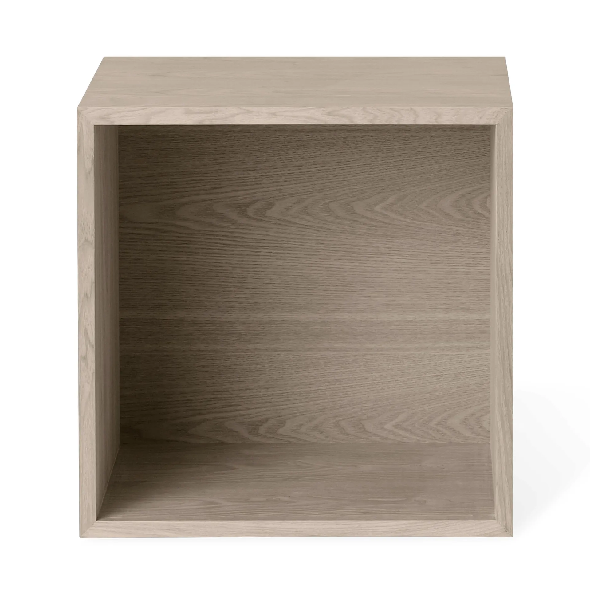 Stacked 2.0 搁架 带背板 中号, 橡木 Muuto
