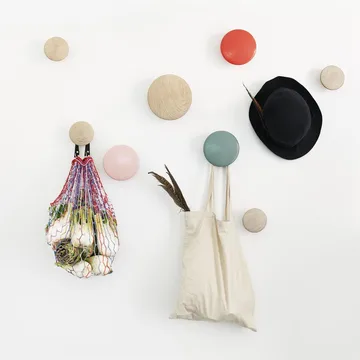 The Dots 衣钩 橡木 - Ø13cm - Muuto
