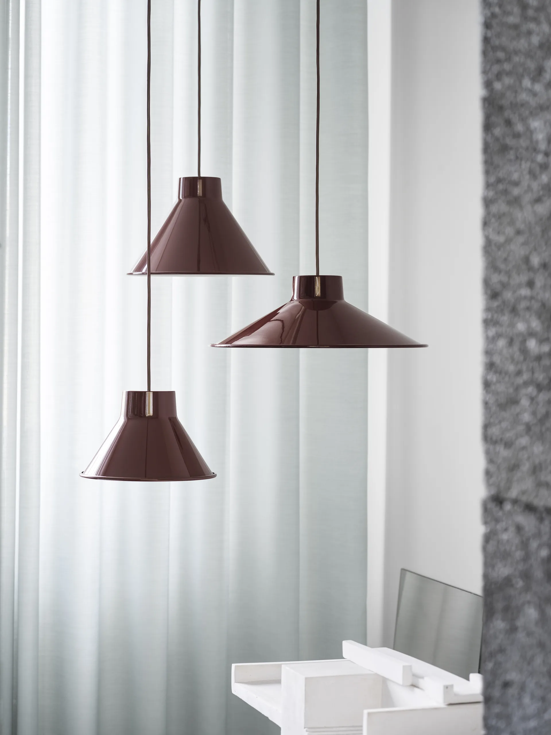 Top吸顶灯Ø28cm, 深红色 Muuto