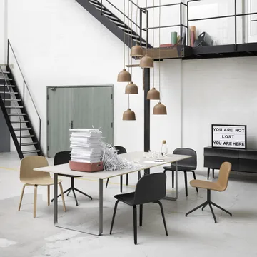 Visu 椅子 木质底座 - 黑色 - Muuto