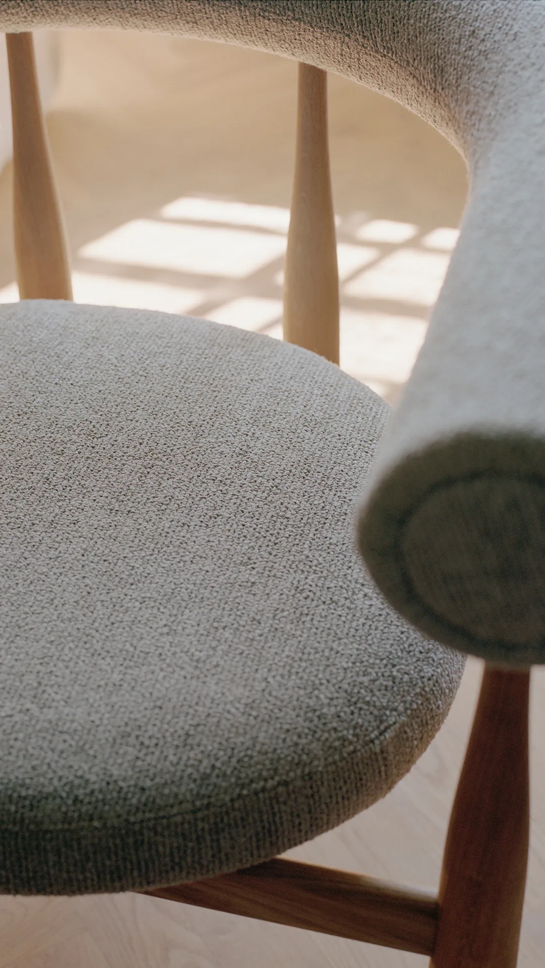 Bukowski Lounge 椅子, 自然木色, Moss 17 New Works