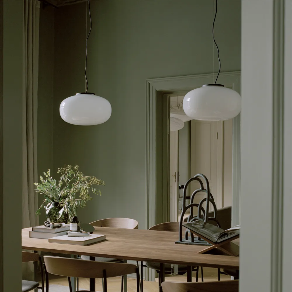 Karl-Johan_吊灯_小号_Ø23cm, 烟灰色 New Works