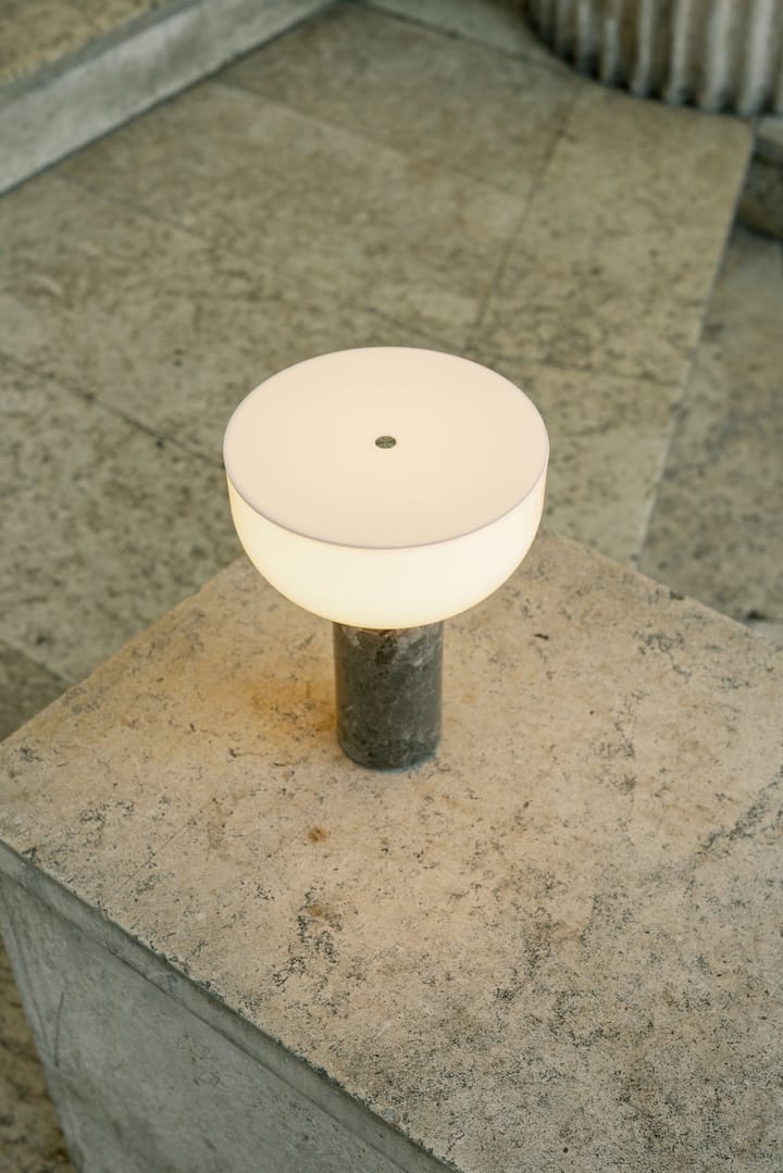 Kizu 便携台灯 , 沼泽灰 New Works