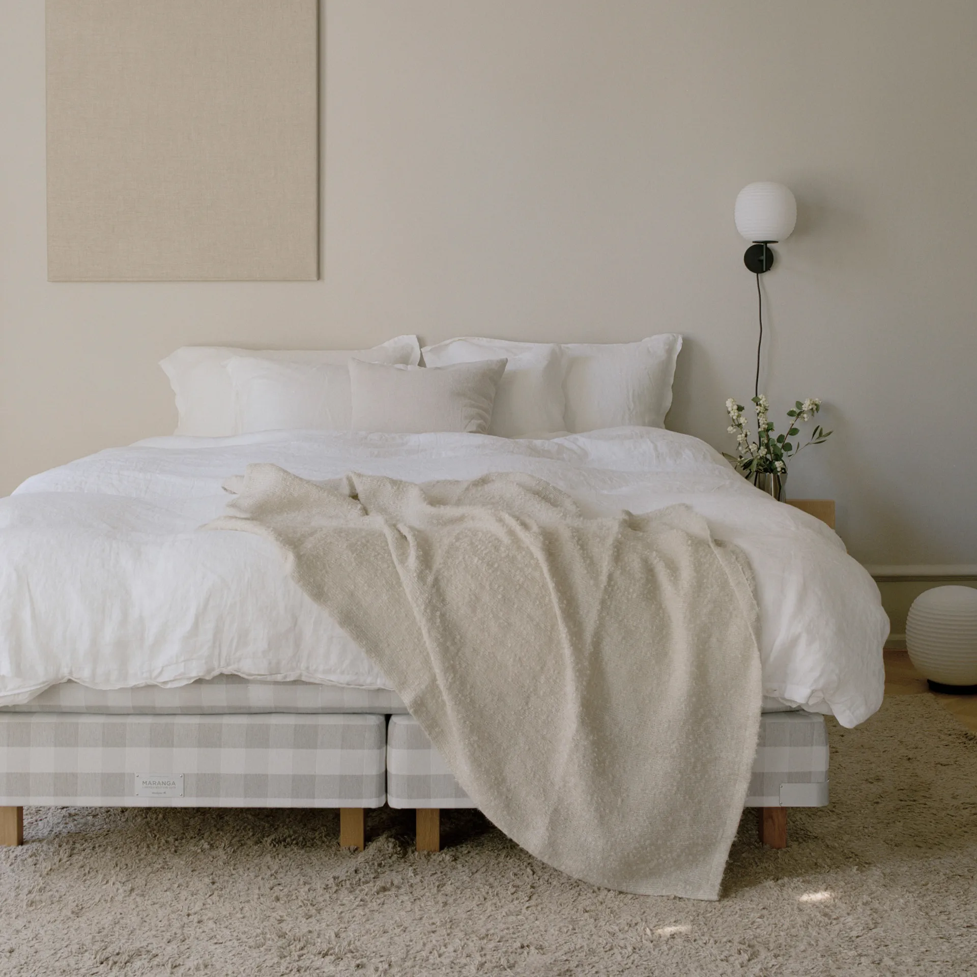 Lantern 壁灯 small, 磨砂白色蛋白石玻璃 New Works