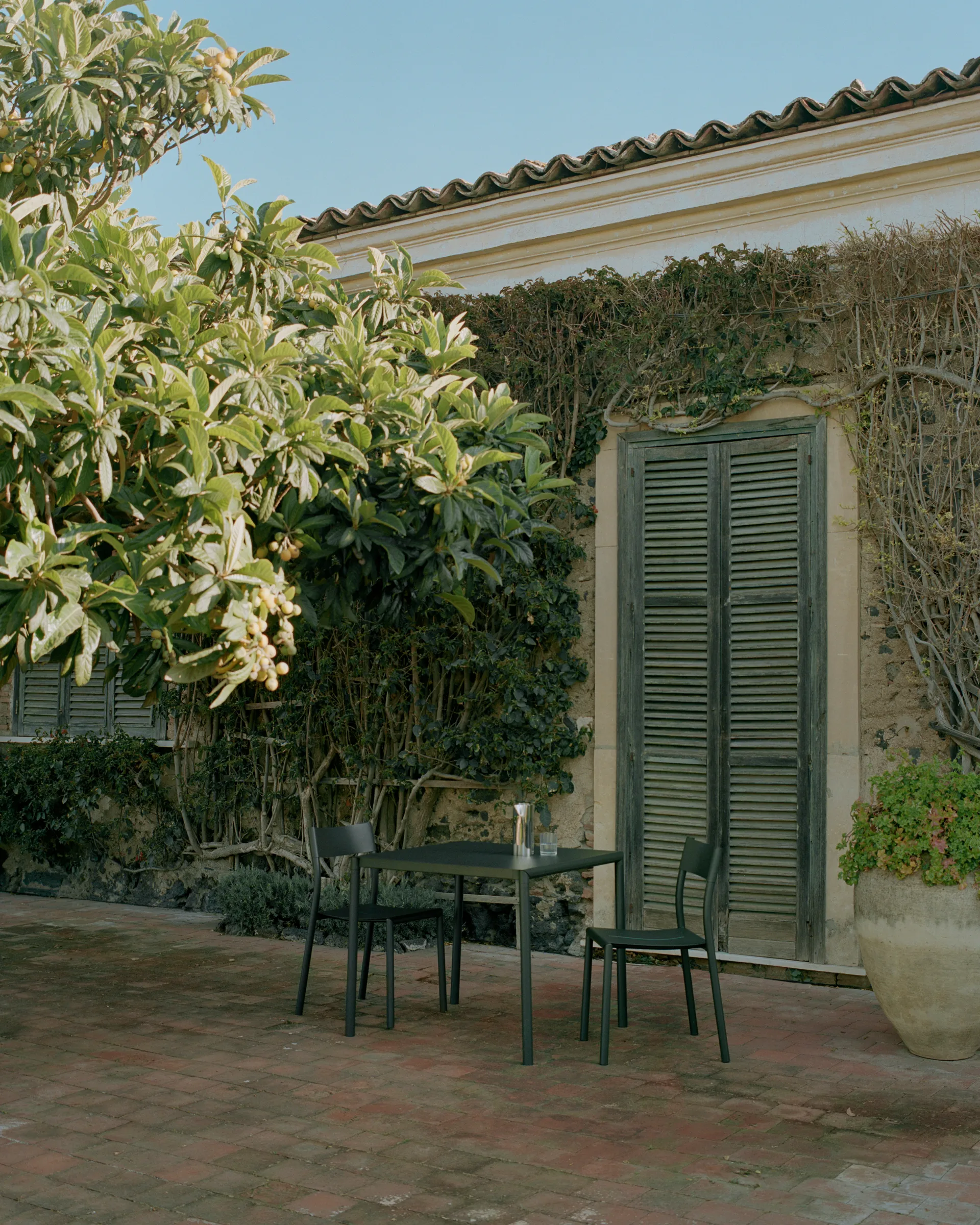 May 桌子 Outdoor 桌子 85x85 cm, 深绿 New Works