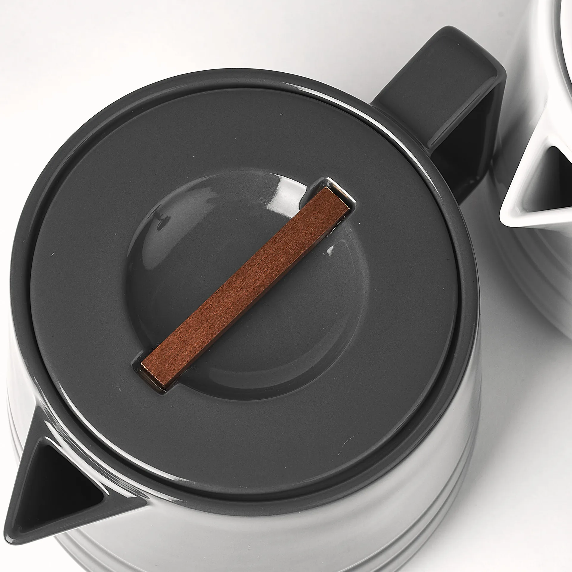 Lines 茶壶/瓷壶 1.5升, 深灰色 NJRD