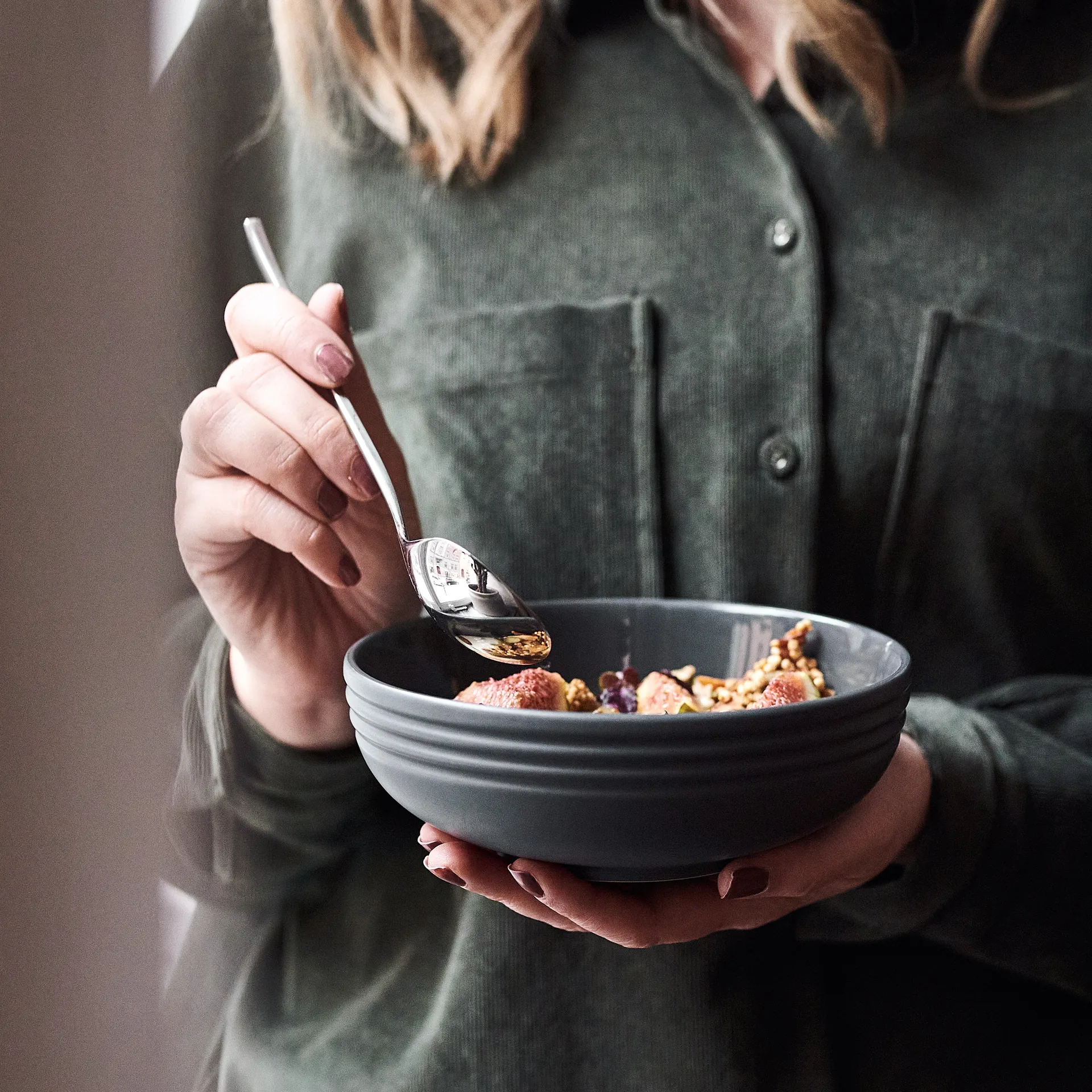 Lines 深碗/宽口碗 Ø16 cm 六件套装, 深灰色 NJRD