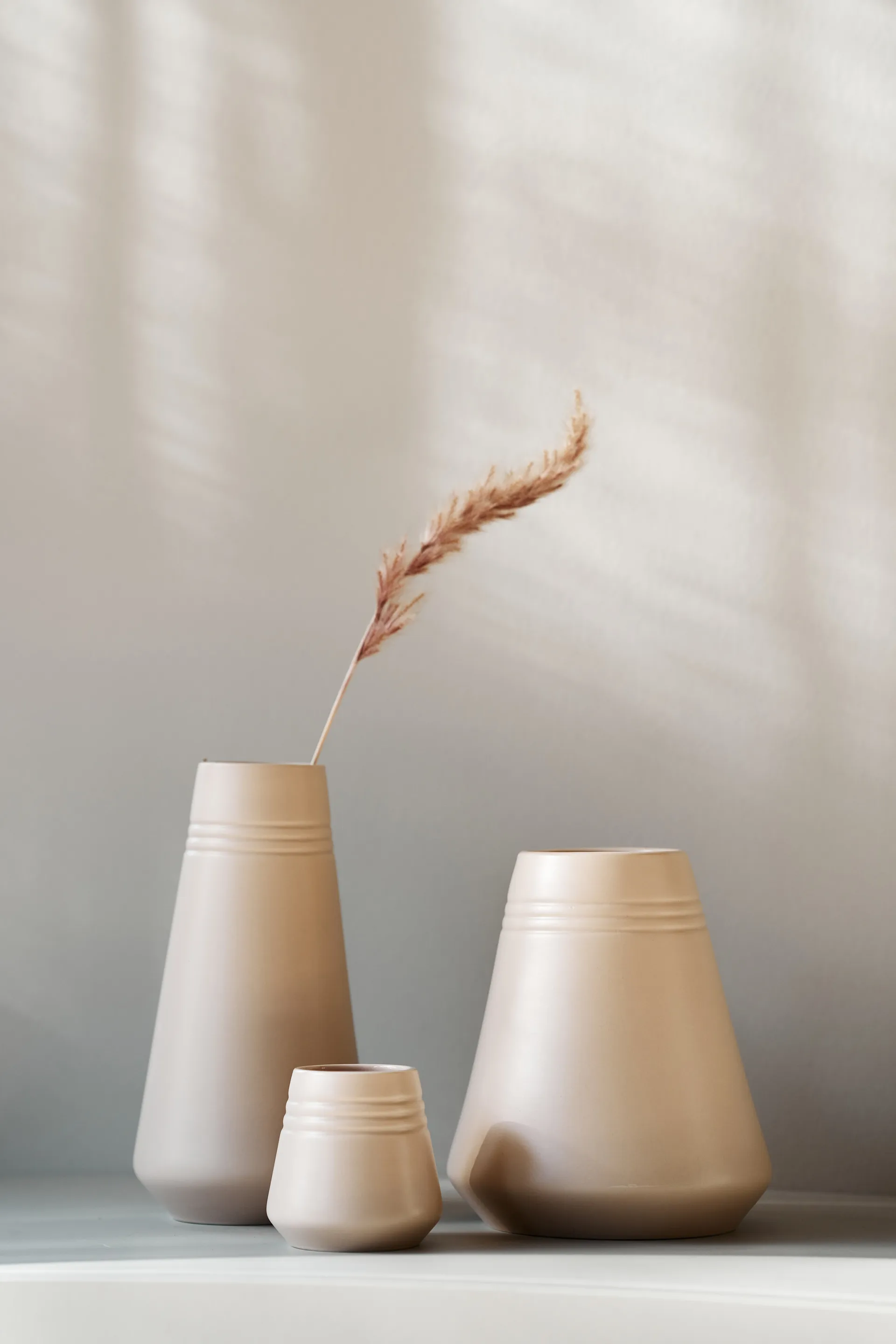 Lines 花瓶18cm, 米色 NJRD