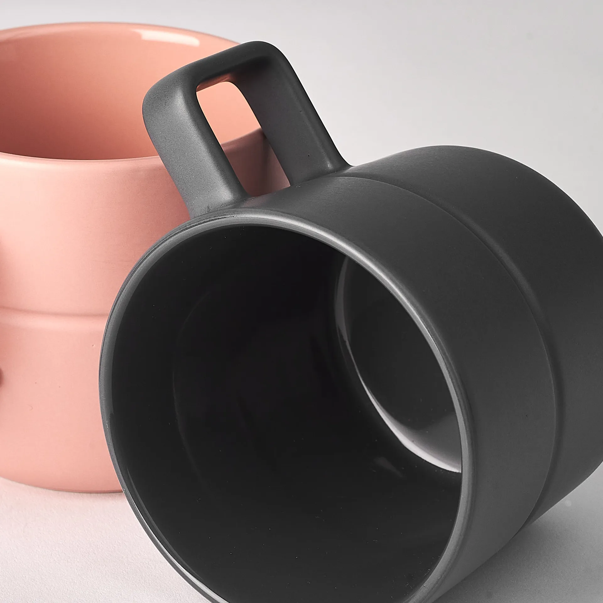 Lines 马克杯/瓷杯 50 cl 两件套装, 深灰色 NJRD