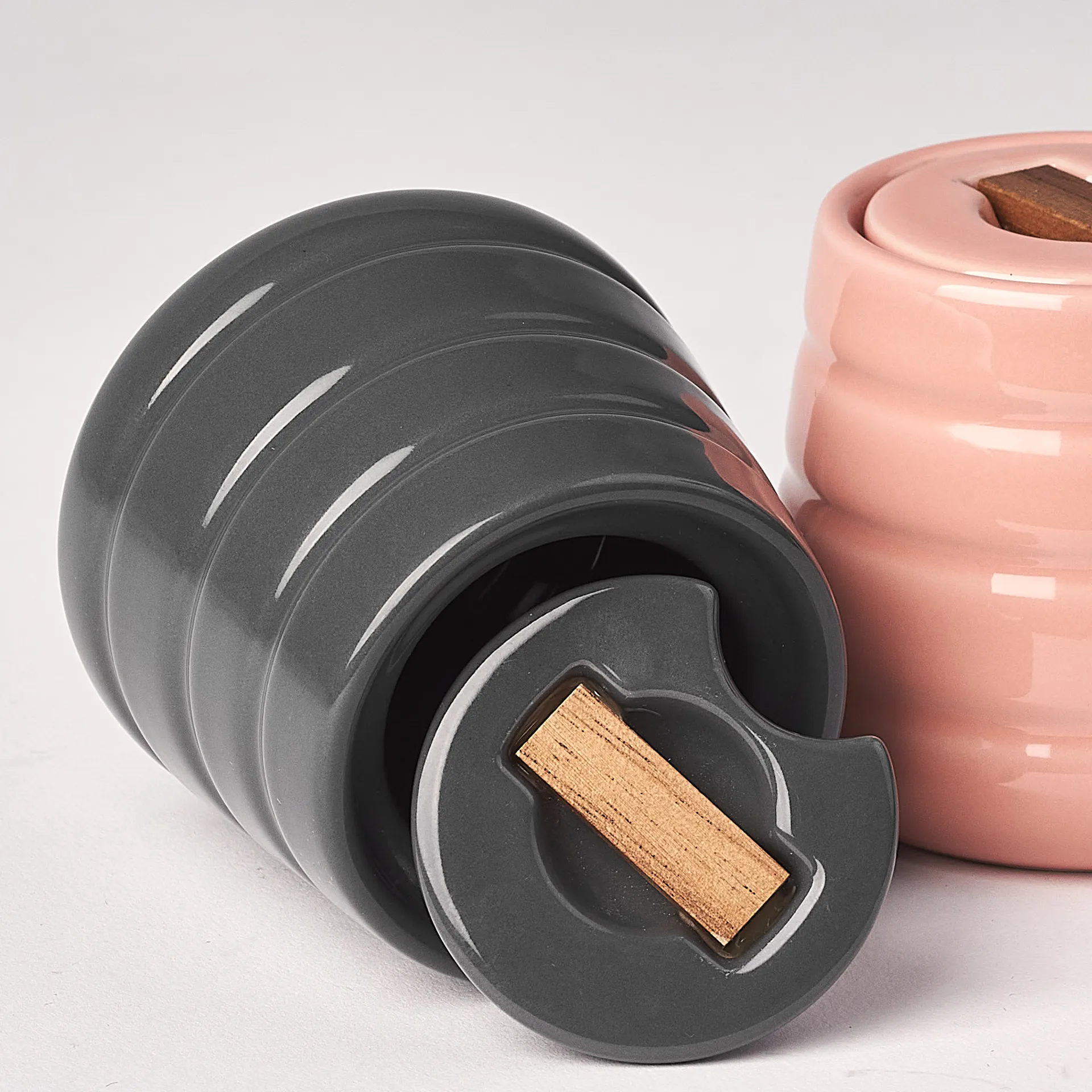 Lines 糖罐/调味罐, 深灰色 NJRD