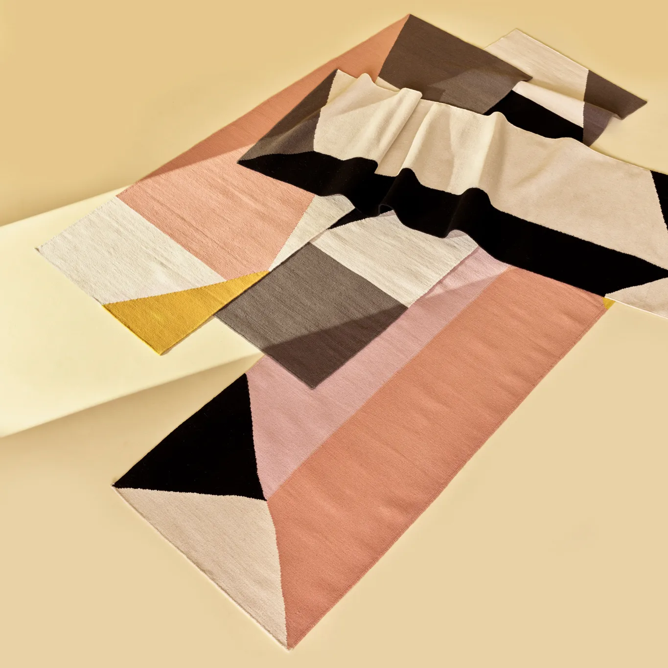 Rectangles 几何平织羊毛地毯 粉色, 80x240 cm NJRD