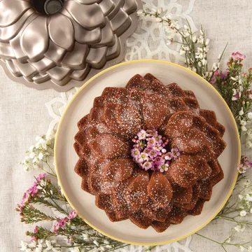 Nordic Ware 花团环形蛋糕烤盘 - 2.4L - Nordic Ware