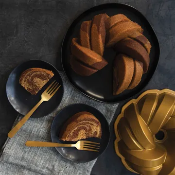 Nordic Ware 75周年编织环形蛋糕烤盘 - 2.4L - Nordic Ware