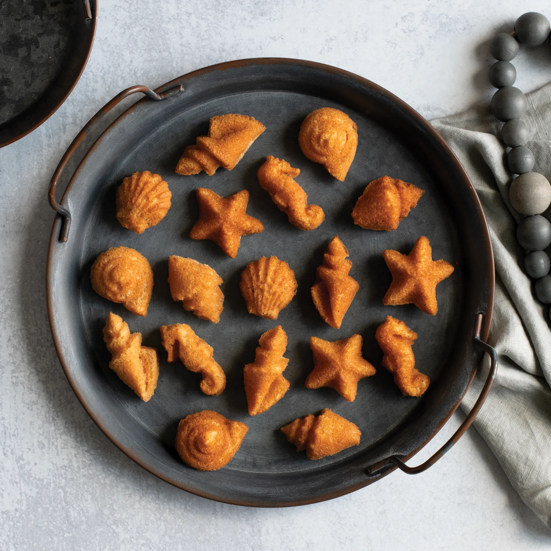 Nordic Ware sea shell cakelet baking form, 0.4 L Nordic Ware