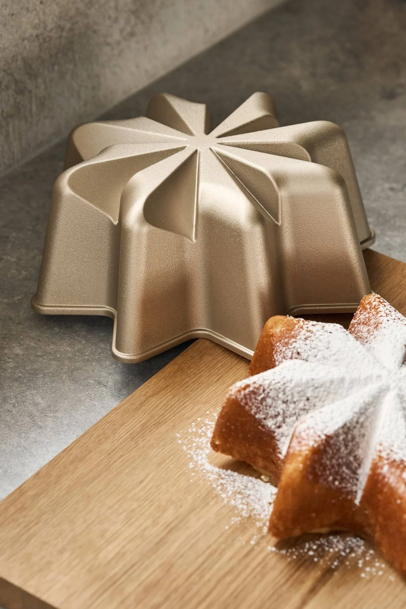 BAKE 海绵蛋糕模具, Aster, nonstick Nordwik