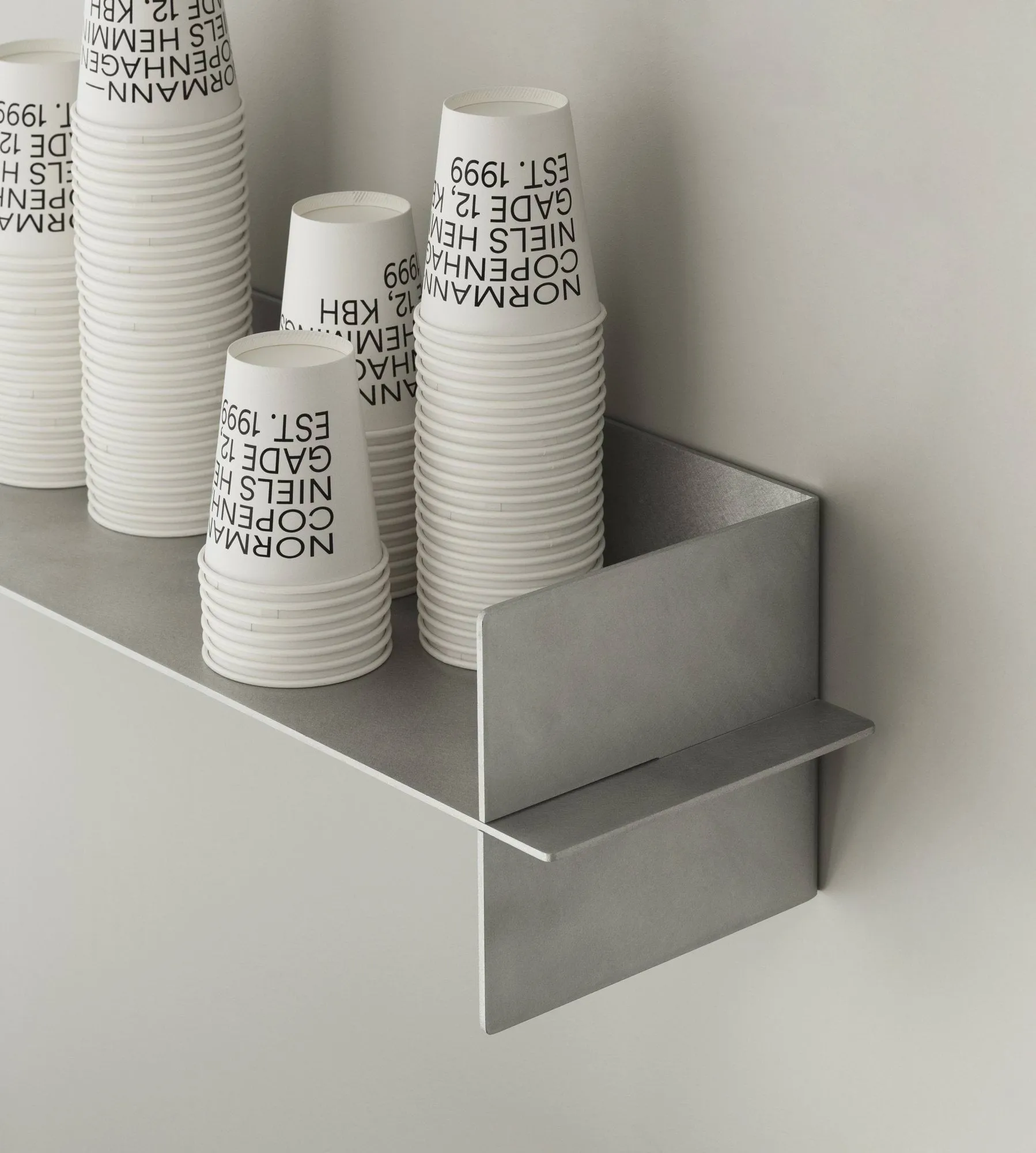 Alu 搁板置物架60cm, 铝 Normann Copenhagen
