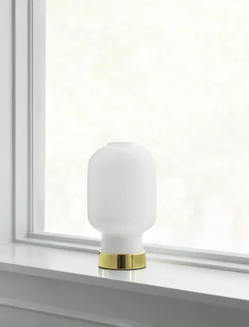 Amp台灯 - 白色-brass - Normann Copenhagen