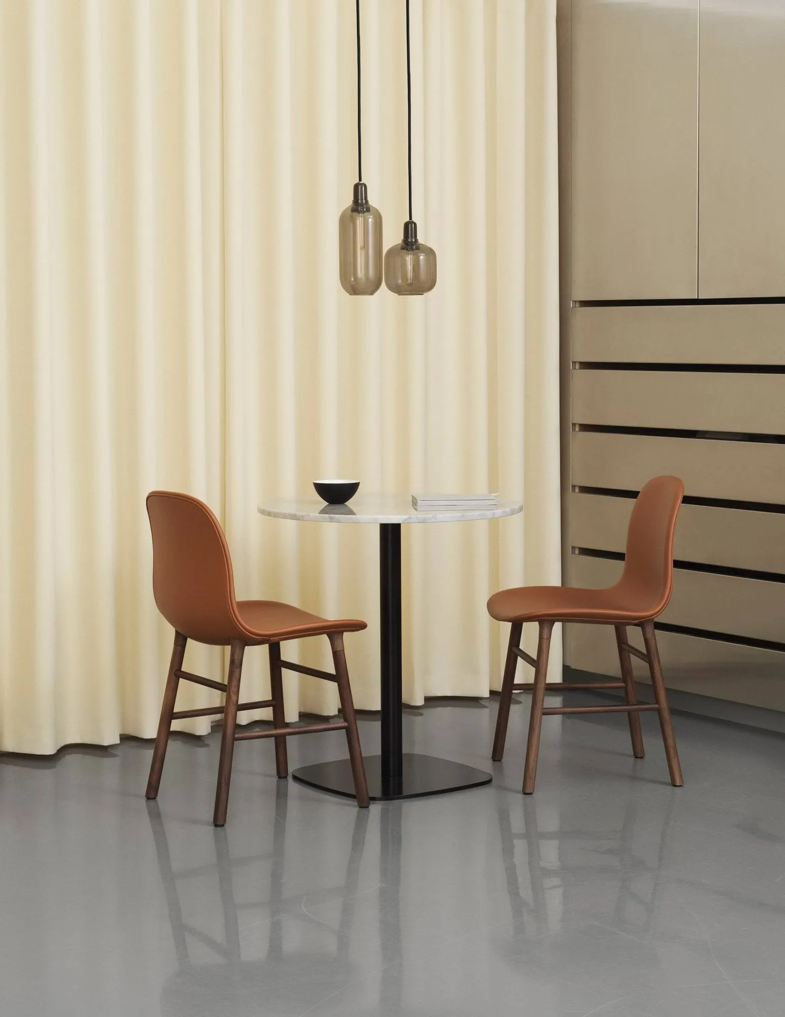 Amp灯小号, 灰色_黑色 Normann Copenhagen
