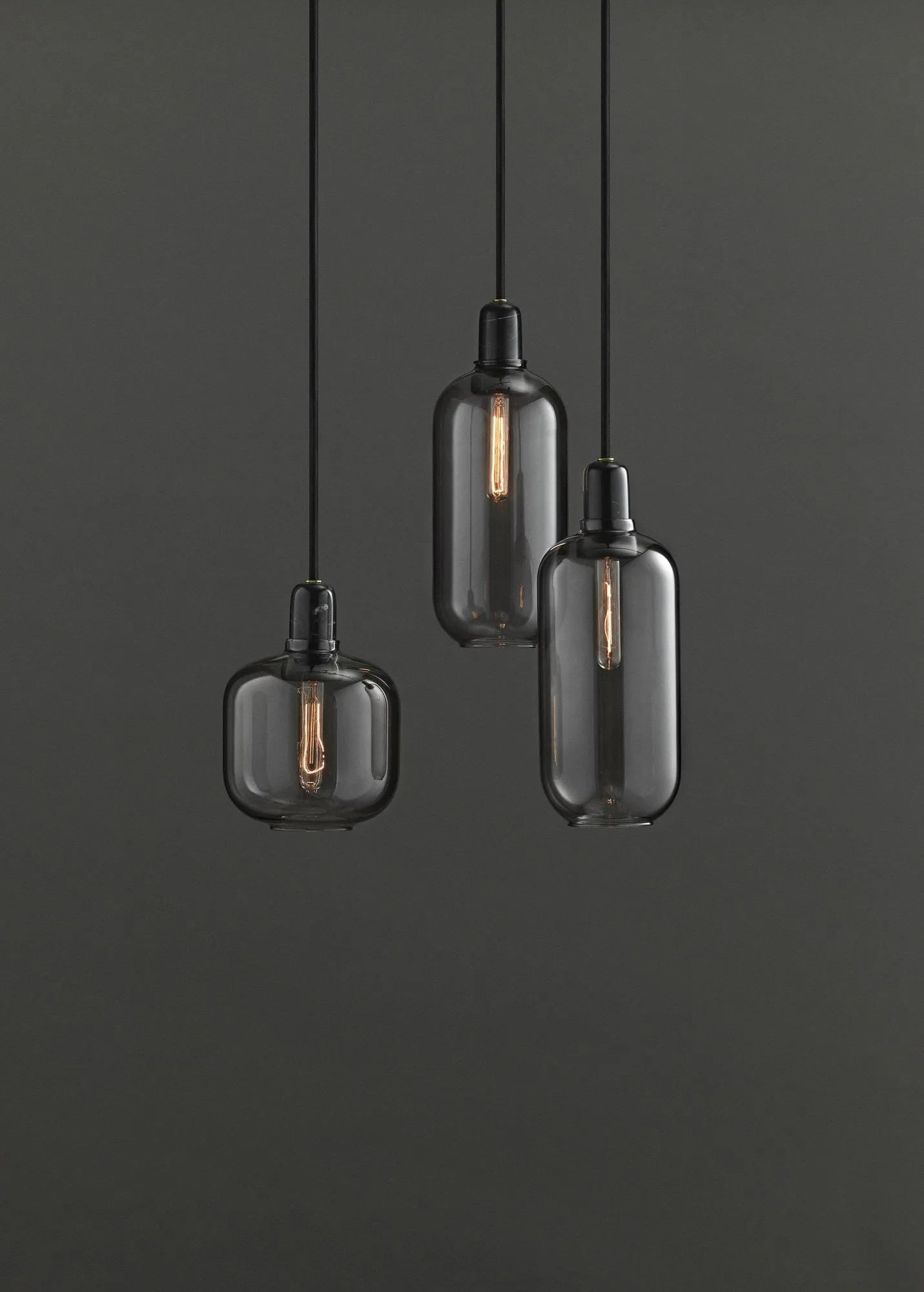 Amp灯大号, 灰色_黑色 Normann Copenhagen